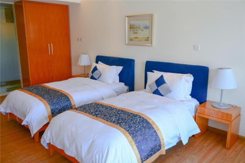 Imagen general del Hotel Fuxian Lake Junlin Holiday. Foto 5