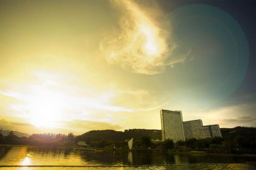 Imagen de la habitación del Hotel Fuxian Lake Mengju Holiday. Foto 9