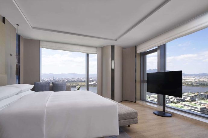 Imagen de la habitación del Hotel Fuzhou Marriott Riverside. Foto 12