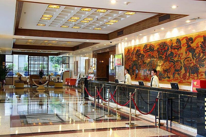 Imagen de los interiores del Hotel Fuzhou Meilun. Foto 19