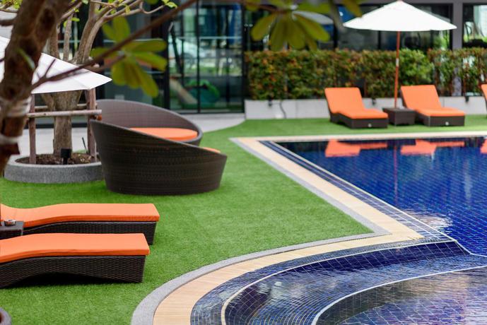 Imagen de la piscina del Hotel Fx Pattaya. Foto 16