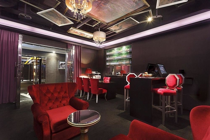 Imagen del bar/restaurante del Hotel Fx Taipei Nanjing East Road Branch. Foto 3