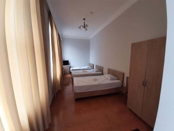 Imagen de la habitación del Hotel G. Bakuri. Foto 11