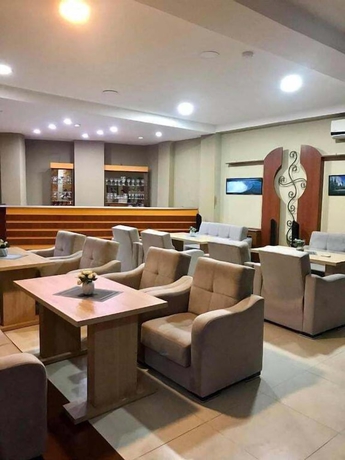Imagen del bar/restaurante del Hotel G. Bakuri. Foto 6