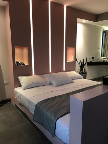 Imagen de la habitación del Hotel G, Municipio Santa Cruz de la Sierra. Foto 17