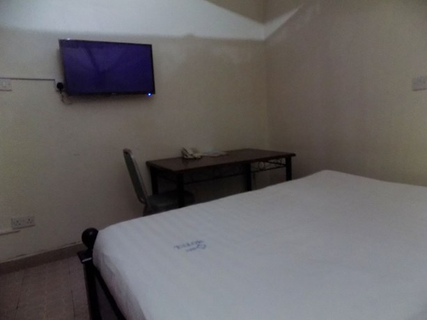 Imagen de la habitación del Hotel G One. Foto 9