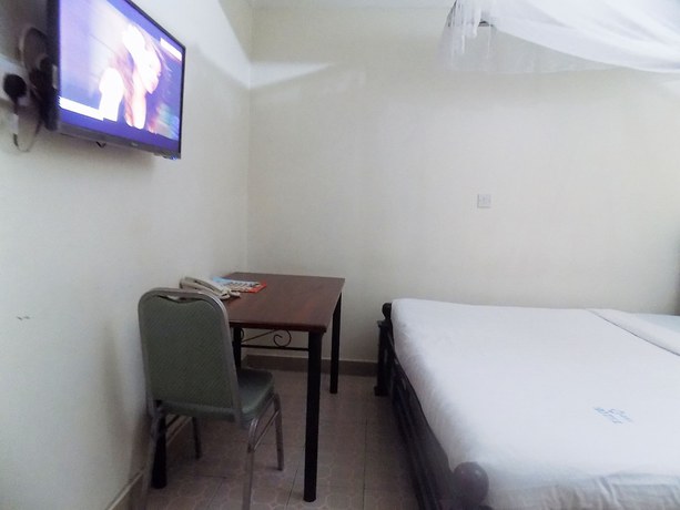 Imagen de la habitación del Hotel G One. Foto 10