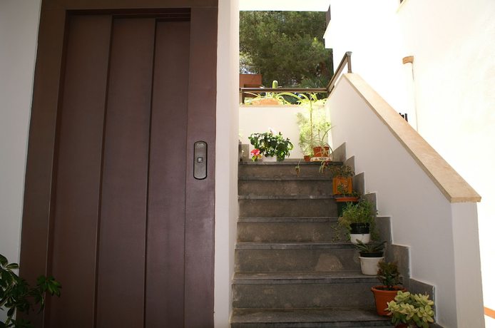 Imagen de los interiores del Hotel G Rentals Apartamentos Bella Maria. Foto 17