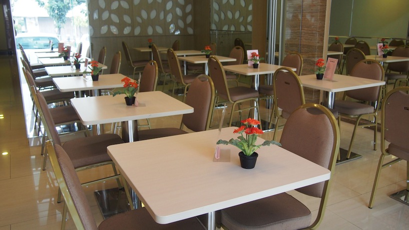 Imagen del bar/restaurante del Hotel G7, Yakarta Barat. Foto 5