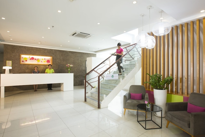 Imagen de los interiores del Hotel G8 Center Saigon. Foto 18