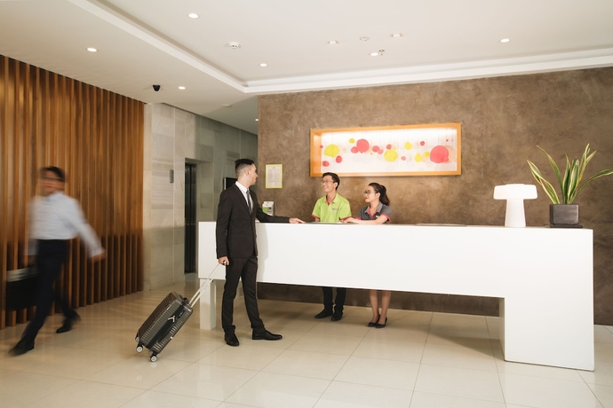 Imagen de los interiores del Hotel G8 Center Saigon. Foto 19