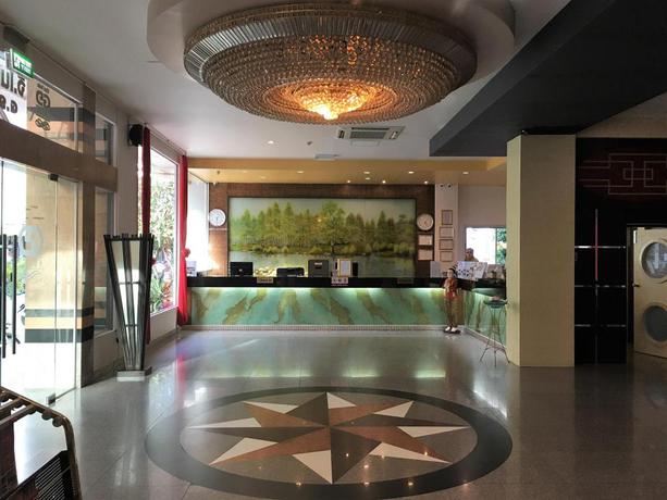 Imagen de los interiores del Hotel G9. Foto 20