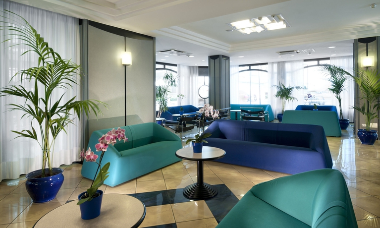 Imagen de los interiores del Hotel GABBIANO, Cattolica. Foto 10