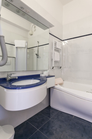 Imagen de la habitación del Hotel GABBIANO, Cattolica. Foto 6