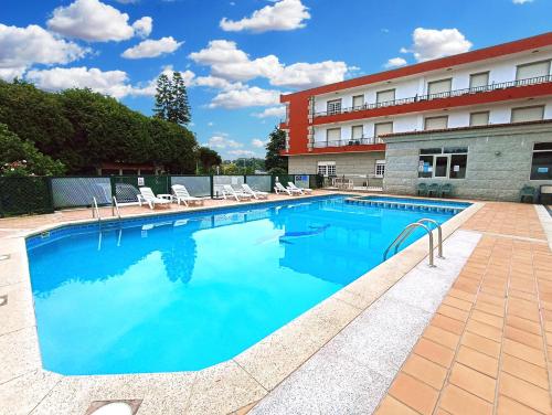 Imagen de la piscina del Hotel GALAICO, Sanxenxo. Foto 19
