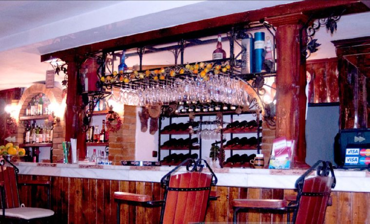 Imagen del bar/restaurante del Hotel GALMONDO. Foto 5