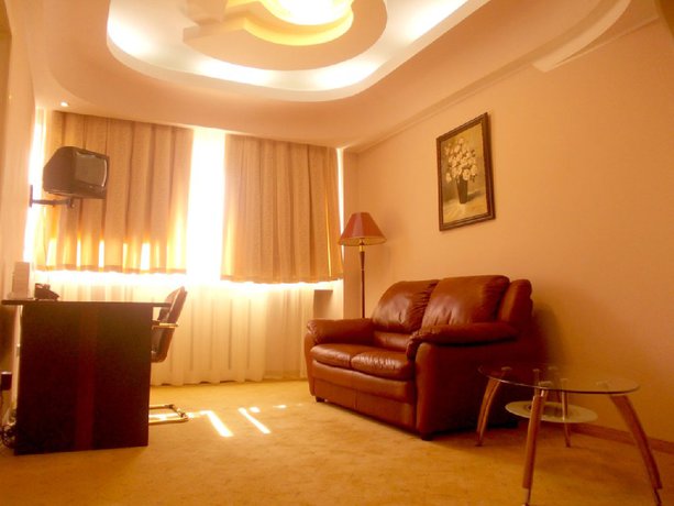 Imagen de los interiores del Hotel GALMONDO. Foto 16