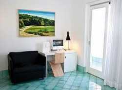 Imagen de la habitación del Hotel GANIMEDE. Foto 4