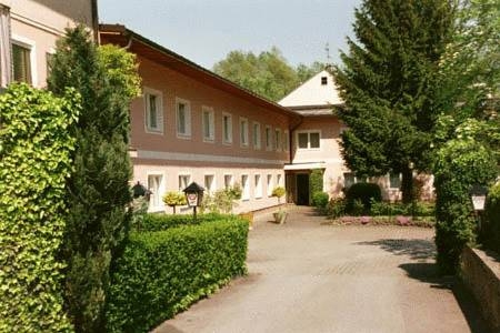 Imagen general del Hotel GANSLHOF, Salzburgo. Foto 13