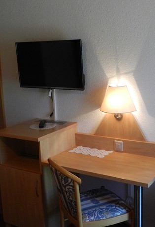 Imagen de la habitación del Hotel GARNI Mittenwald. Foto 10