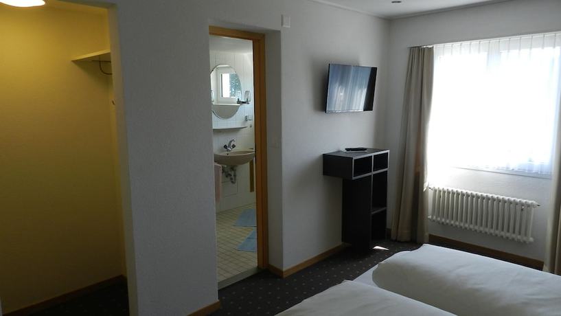 Imagen de la habitación del Hotel GARNI Mittenwald. Foto 16