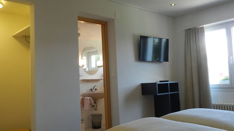 Imagen de la habitación del Hotel GARNI Mittenwald. Foto 17