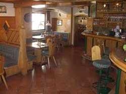 Imagen del bar/restaurante del Hotel GASTHOF BACHER. Foto 2