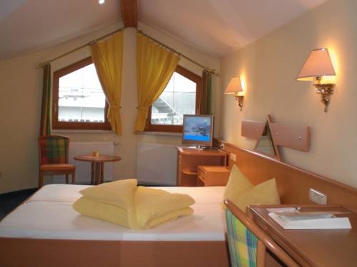 Imagen general del Hotel GASTHOF PERAUER. Foto 7