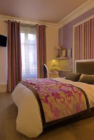 Imagen de la habitación del Hotel GAVARNI. Foto 7