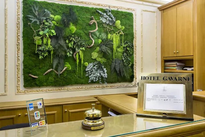Imagen de los interiores del Hotel GAVARNI. Foto 20