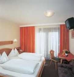 Imagen de la habitación del Hotel G&Auml;STEHAUS STEGER. Foto 18