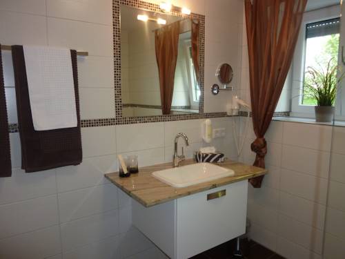 Imagen de la habitación del Hotel G&Auml;STEHAUS an der Sempt Ferienwohnungen & Apartements. Foto 4