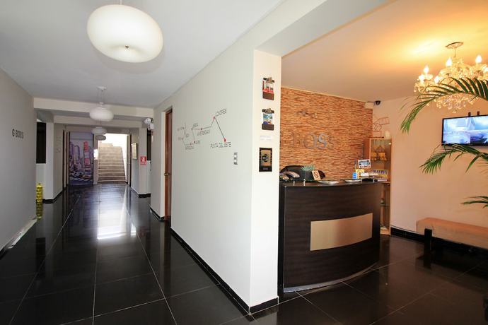 Imagen de los interiores del Hotel G-Boss Sur. Foto 20