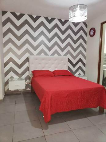 Imagen de la habitación del Hotel G-Boss Sur. Foto 16