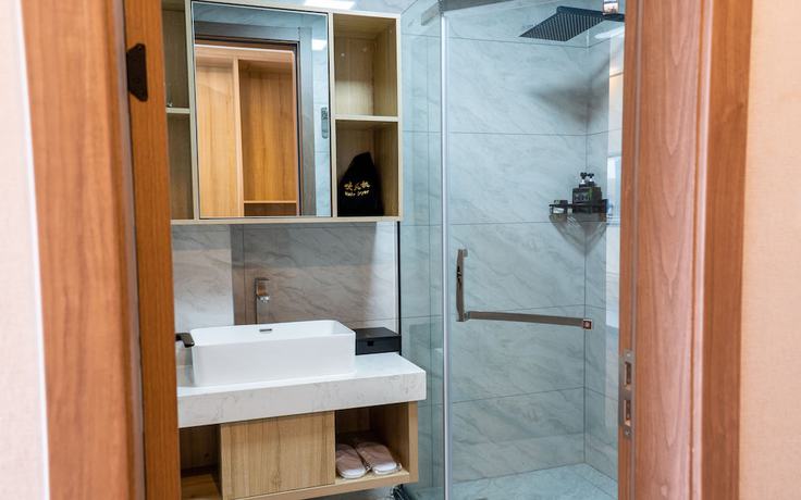 Imagen de la habitación del Hotel G.C Royal. Foto 15