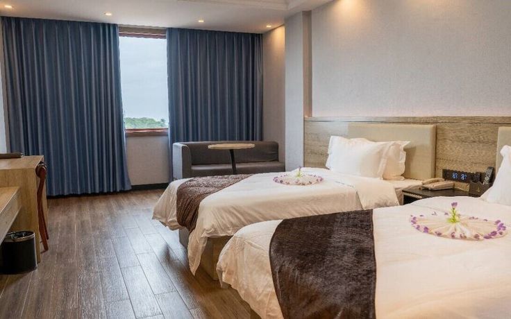 Imagen de la habitación del Hotel G.C Royal. Foto 19