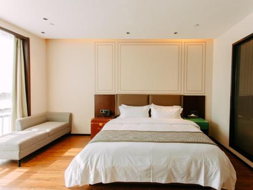 Imagen general del Hotel GEM Bozhou College. Foto 5