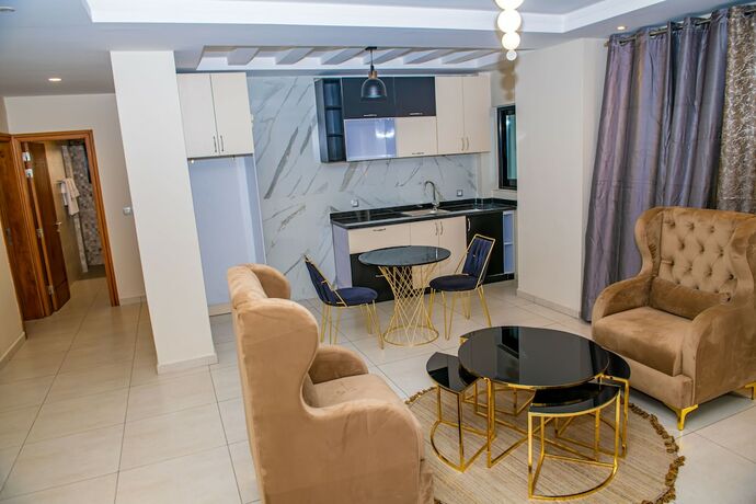 Imagen de la habitación del Hotel GENEVA H&Ocirc;TEL, Bassa. Foto 16
