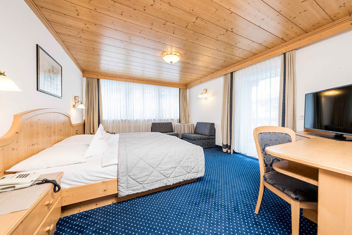Imagen de la habitación del Hotel GENZIANA, Dolomiti Superski. Foto 7