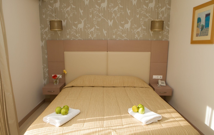 Imagen de la habitación del Hotel GΗotels Panormo Beach. Foto 5