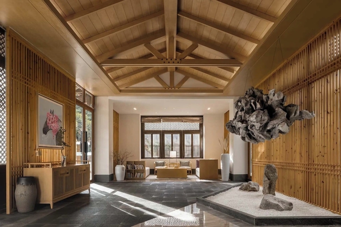 Imagen de los interiores del Hotel GF Healing and Resort. Foto 13