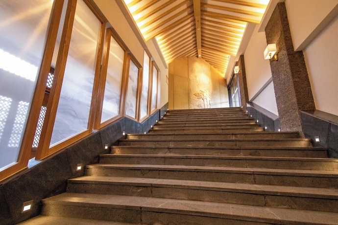 Imagen de los interiores del Hotel GF Healing and Resort. Foto 14