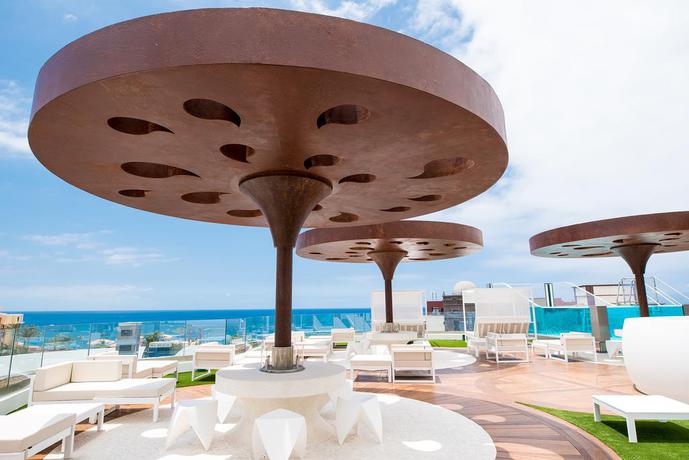 Imagen de los exteriores del Hotel GF Victoria. Foto 13