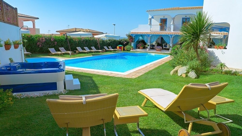 Imagen de la piscina del Hotel GH Diana. Foto 15