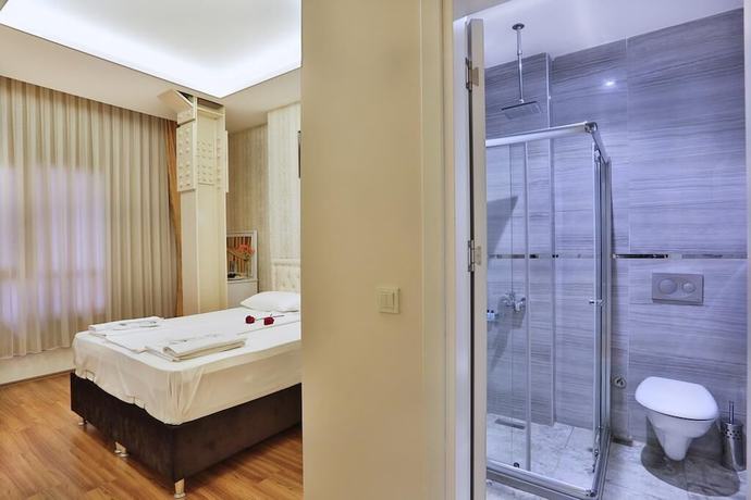 Imagen de la habitación del Hotel GH Taksim. Foto 9