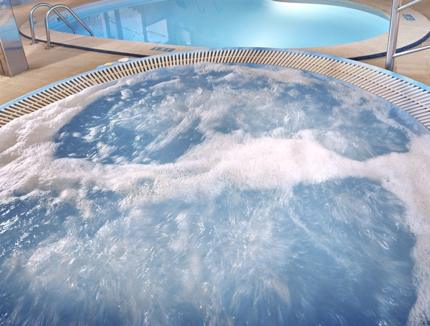 Imagen de la piscina del Hotel GHT Maritim. Foto 12