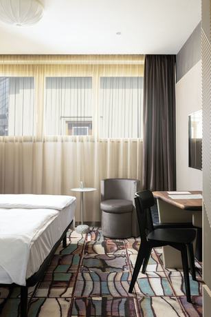 Imagen de la habitación del Hotel GIN Budapest. Foto 6