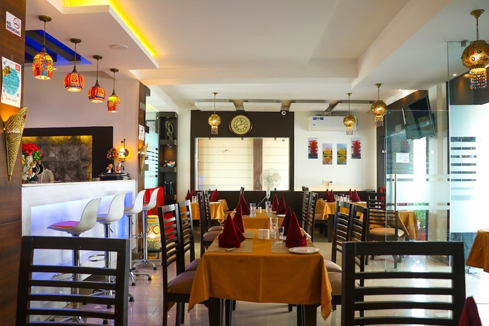 Imagen del bar/restaurante del Hotel GK Resorts. Foto 4