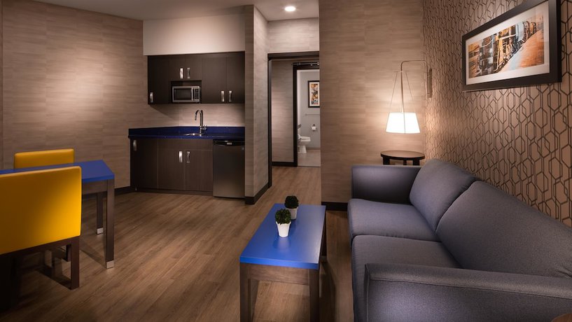 Imagen de la habitación del Hotel GLō Best Western Kanata Ottawa West. Foto 7