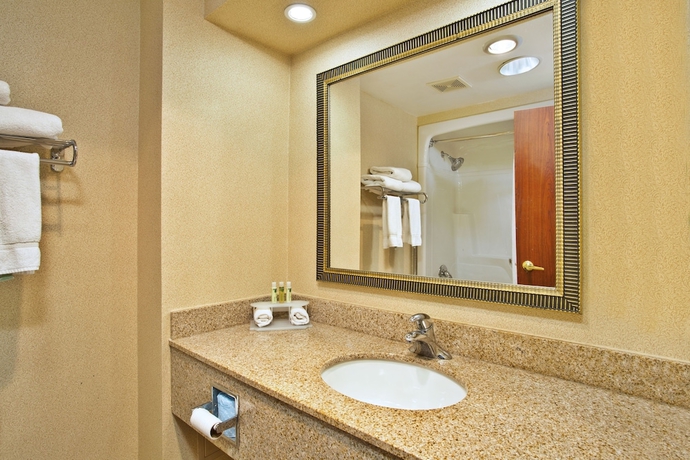 Imagen de la habitación del Hotel GLō Best Western Mississauga Corporate Centre,. Foto 10